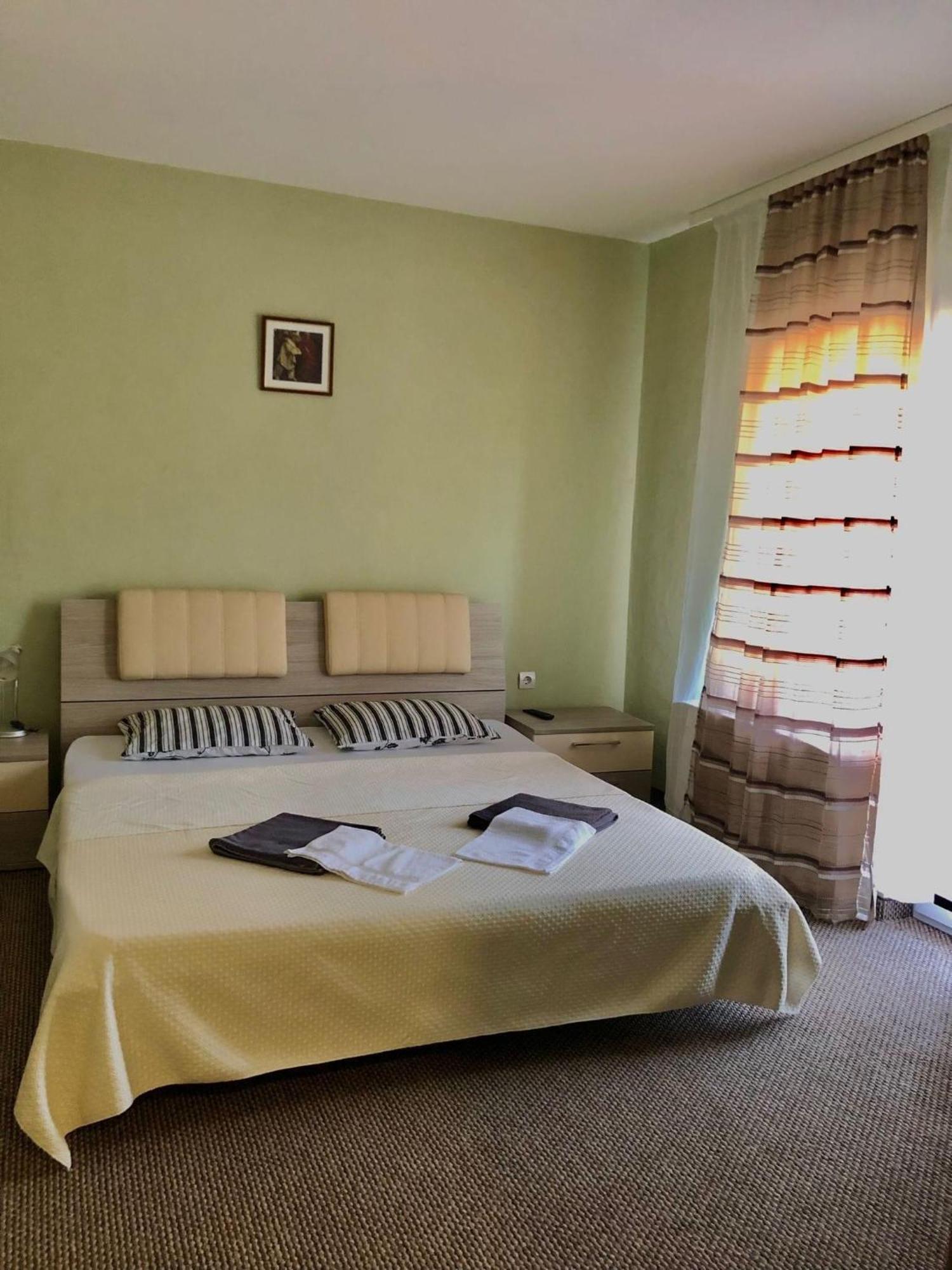 Hotel Casa Roua à Băile Felix Extérieur photo