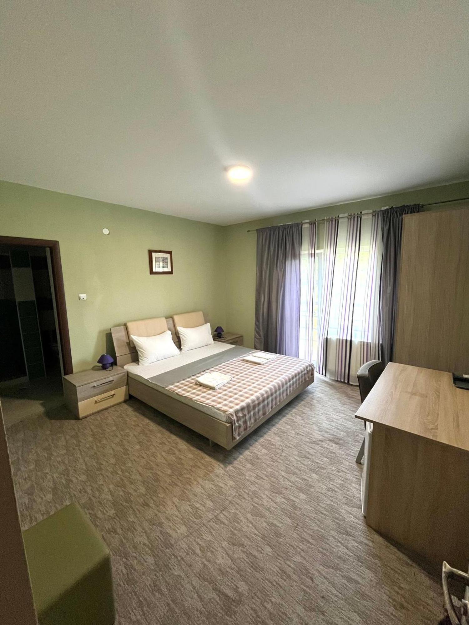 Hotel Casa Roua à Băile Felix Extérieur photo